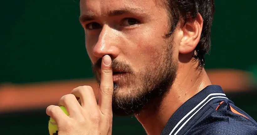 CHUUUT : le tennisman Daniil Medvedev refuse de jouer tant que le public le siffle