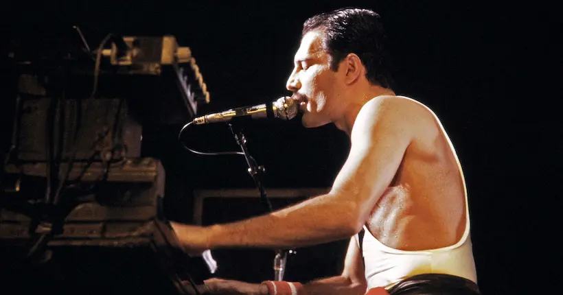 Le piano de Freddie Mercury et des milliers d’autres objets à lui vont être mis aux enchères