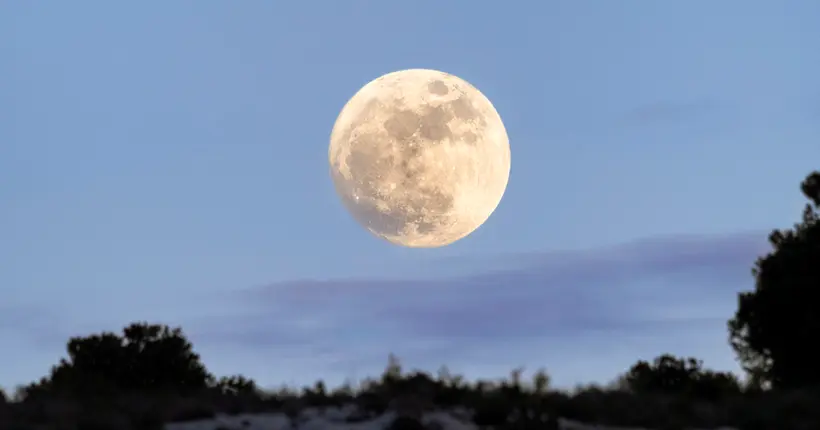Un photographe shoote la Lune et prouve que les IA des smartphones ne montrent pas la réalité