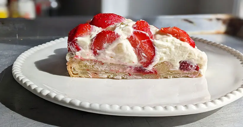 On a voulu préparer une tarte aux fraises à la Cédric Grolet (ça tourne mal)
