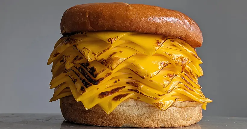 On a préparé le “real cheeseburger” aux 20 tranches de fromage de Burger King