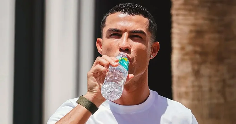 L’eau minérale de Cristiano Ronaldo n’est-elle qu’une immense arnaque ?