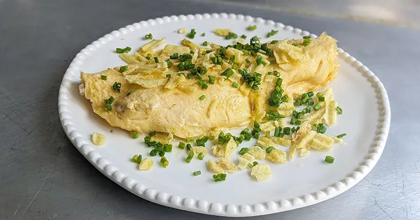 On a testé l’omelette au Boursin de The Bear (et on vous donne la recette)