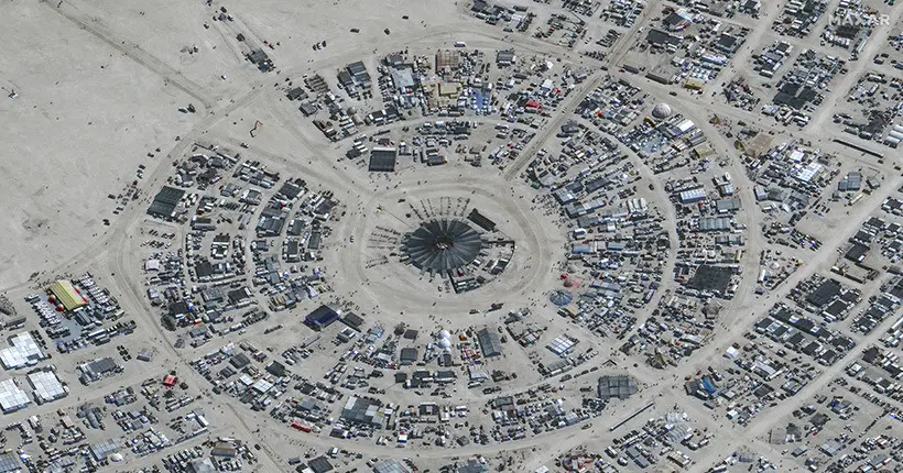 Burning Man sous l’eau, plus de 70 000 personnes embourbées, un mort : mais c’est quoi cette édition catastrophe ?