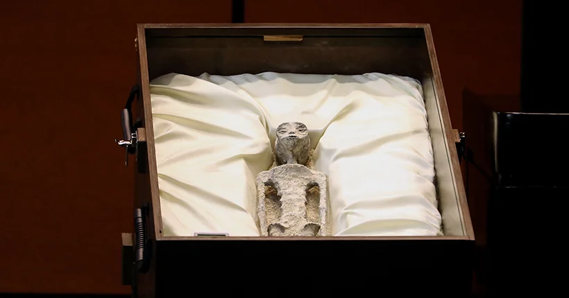 Bon, c’est quoi cette histoire de “momies extraterrestres” présentées au Parlement mexicain