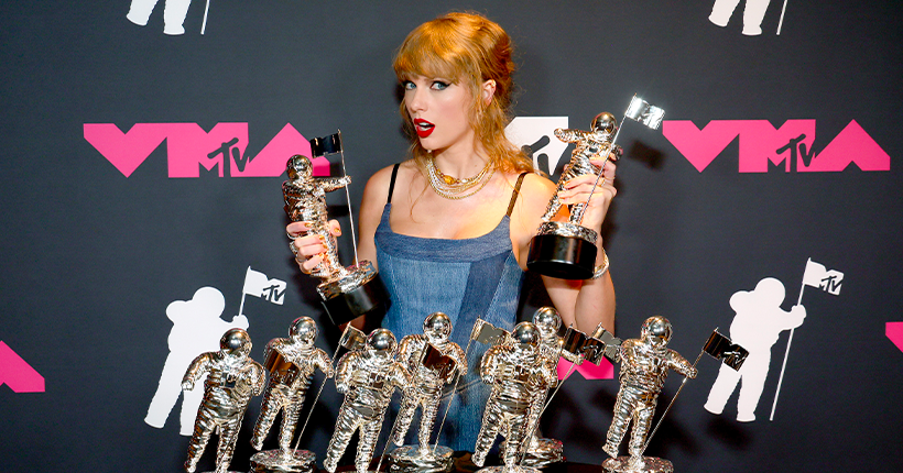 Aux VMAs, Taylor Swift a tout raflé (surtout la palme de la meilleure ambianceuse)
