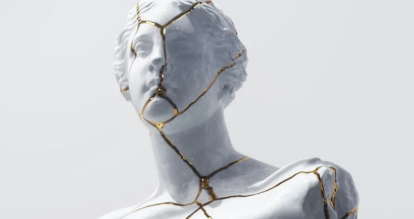 Des sculptures sans tête “thérapeutiques”, ayant appartenu à l’acteur Robin Williams, partent aux enchères