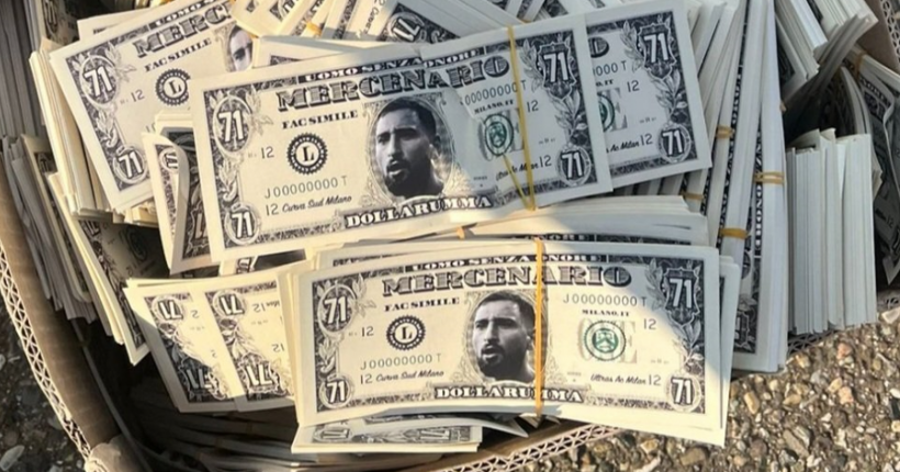 Dollarumma : Gianluigi Donnarumma reçoit une averse de faux billets à son effigie en plein match