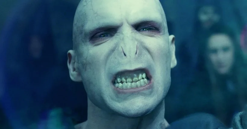 Voici ce à quoi aurait pu ressembler Voldemort dans les films Harry Potter (et on en cauchemarde déjà)
