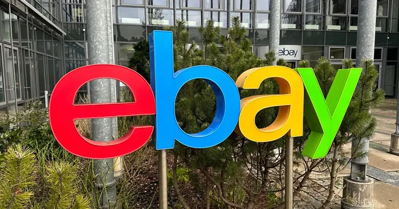 Harcèlement, cafards et fœtus de porc : eBay condamné à payer 3 millions de dollars d’amende