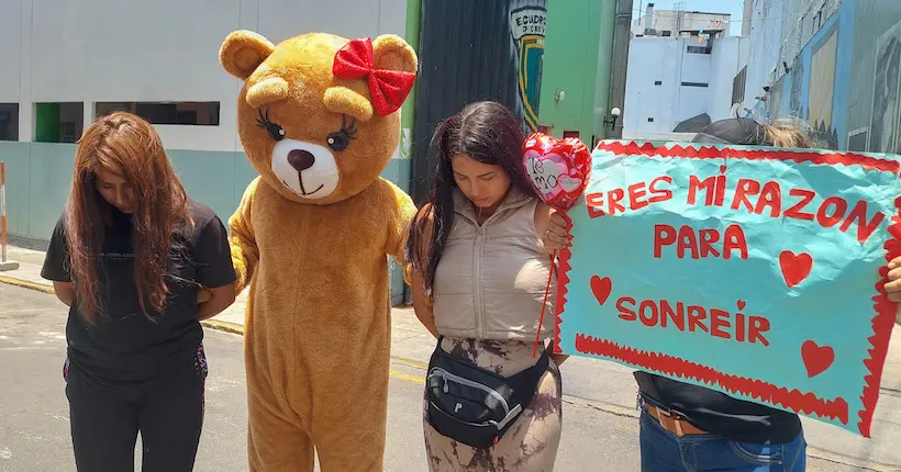 Au Pérou, un flic déguisé en ours en peluche a permis l’arrestation de trafiquants de drogue