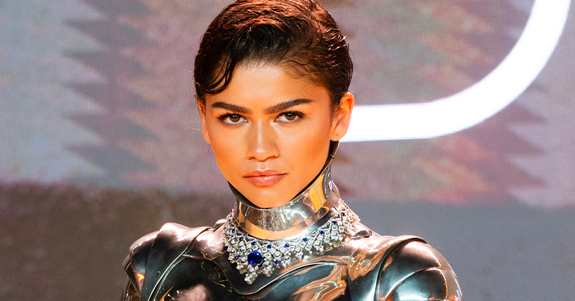 Zendaya en armure Mugler : mais c’est quoi, l’histoire de cette tenue chromée qui a cassé Internet ?