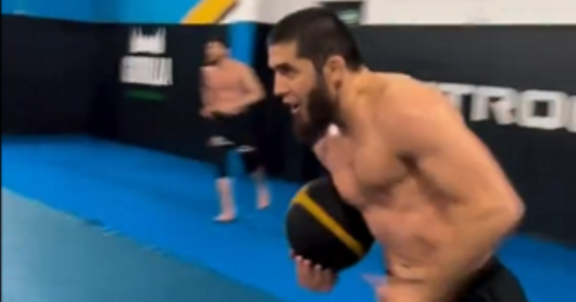 Mais c’est quoi ce sport de fou que pratique le champion UFC Islam Makhachev