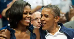 Avant de sortir avec Barack Obama, Michelle (pas encore) Obama a demandé à son frère de le valider en jouant au basket avec lui