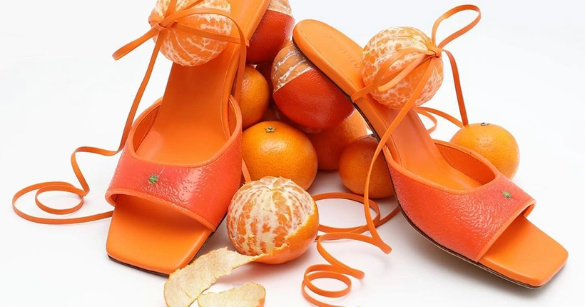 Des sandales clémentines, du parfum mandarine et une valise émeraude : les lubies du moment de mes collègues les plus stylés