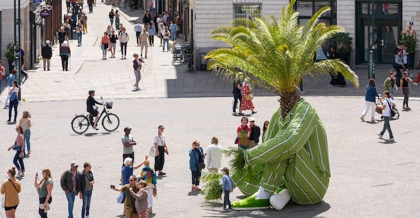 Cet été à Nantes, la jungle prend sa revanche grâce à d’incroyables installations artistiques