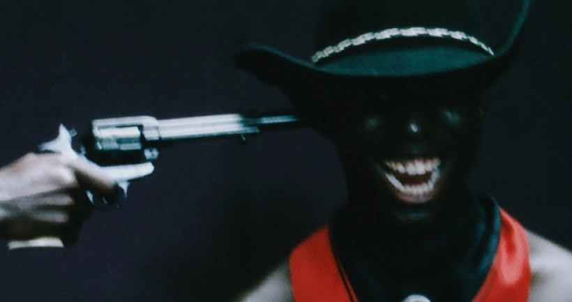 Qui est Gabriel Moses, le photographe qui immortalise Zizou, Pharrell Williams et A$AP Rocky ?