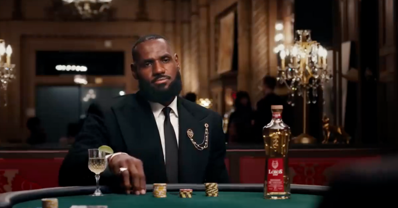 LeBron James en mode James Bond dans cette nouvelle publicité