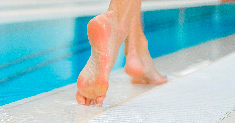 JO 2024 : le monde entier découvre les pédiluves français à la piscine et ça leur fout la gerbe