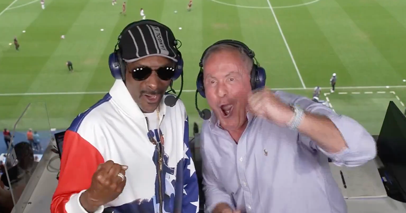 JO 2024 : Snoop Dogg apprend à crier “GOAL !” avec le commentateur Andrés Cantor et vous voulez voir ça