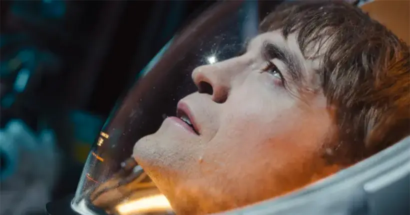 Robert Pattinson ne fait que clamser, encore et encore, dans le trailer fou du nouveau film de SF de Bong Joon-ho, Mickey 17