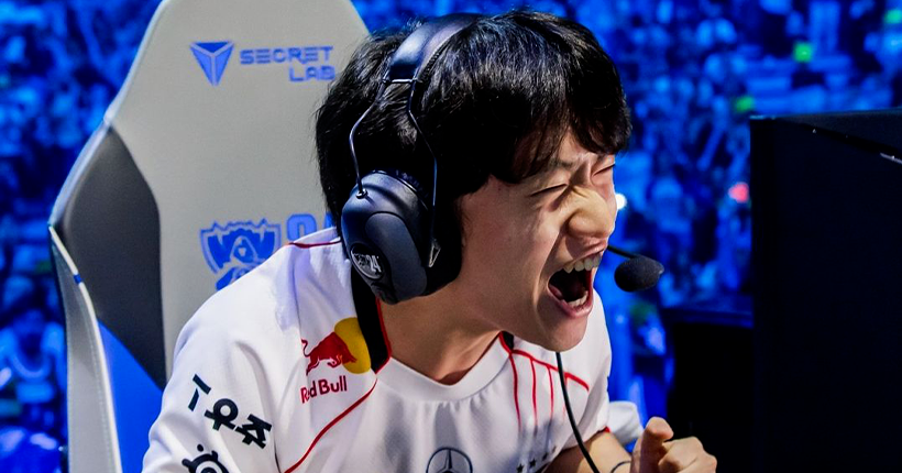 <p>Gumayusi après la victoire de T1 &#8211; Riot Games &#8211; LoL Esport</p>
