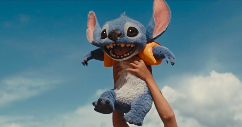 Le Stitch réaliste rend hommage au Roi Lion dans un teaser toujours aussi mignon