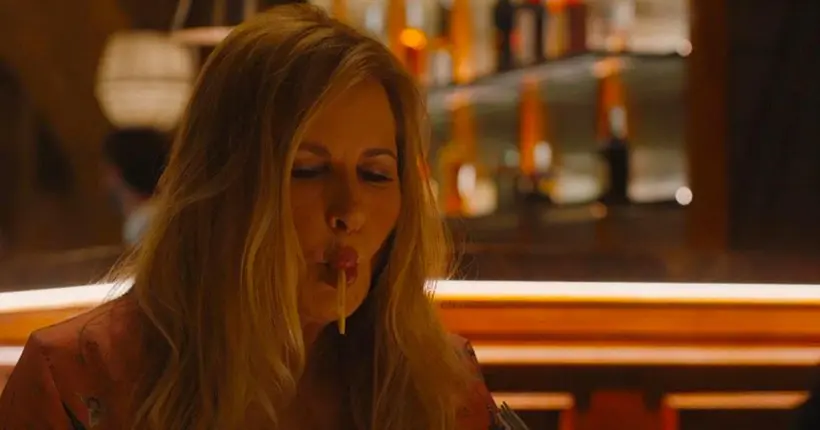 J’ai bu le meilleur negroni sans alcool de ma vie assis à la place de Jennifer Coolidge dans The White Lotus