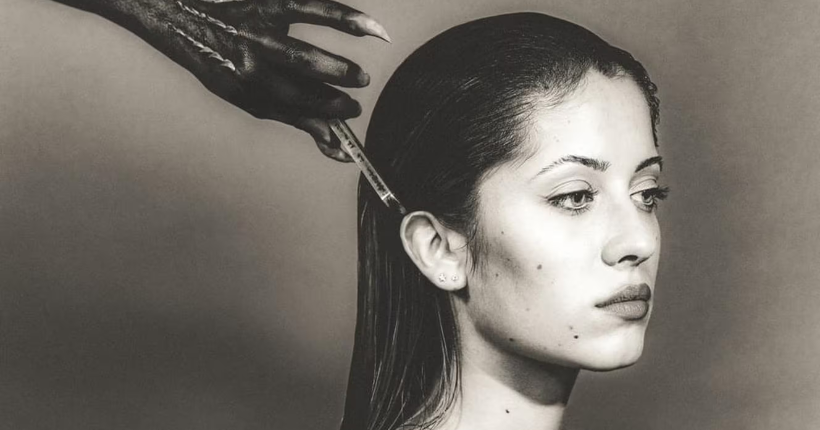 &Eacute;crire, produire, gu&eacute;rir : Iliona est la sensation pop du moment et elle est dans Processus