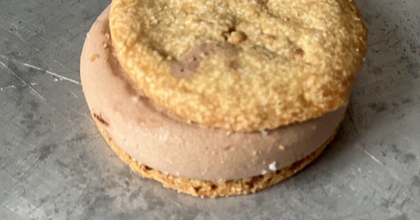 Alors, il vaut quoi l&amp;#8217;ice cream cookie qui enflamme TikTok ?