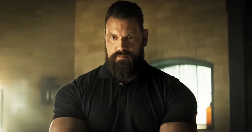 Mais comment le m&eacute;chant g&eacute;ant de Reacher prend l&amp;#8217;avion dans la vraie vie ?