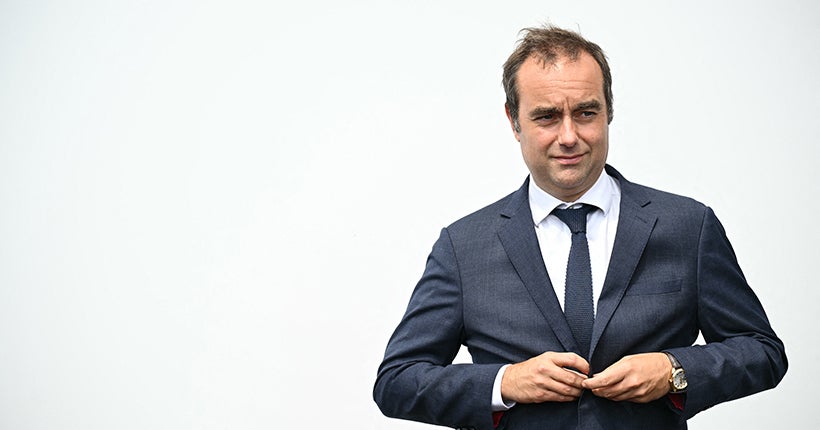Le Premier Ministre S&Amp;Eacute;Bastien Lecornu A D&Amp;Eacute;J&Amp;Agrave; Remis Sa D&Amp;Eacute;Mission