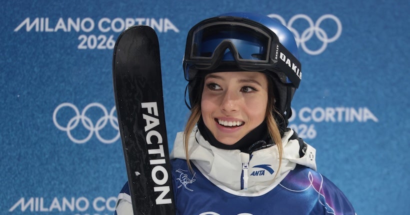 Pourquoi cet &eacute;change entre Eileen Gu, la star du ski acrobatique, et un journaliste est devenu viral ?
