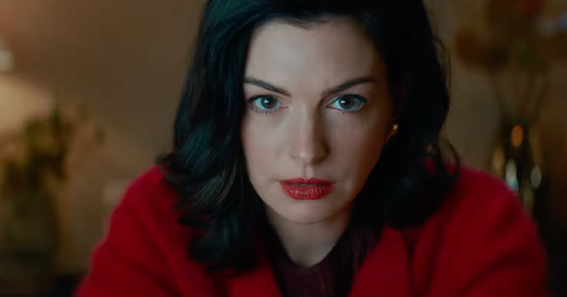 Anne Hathaway et Dakota Johnson dans le thriller Verity