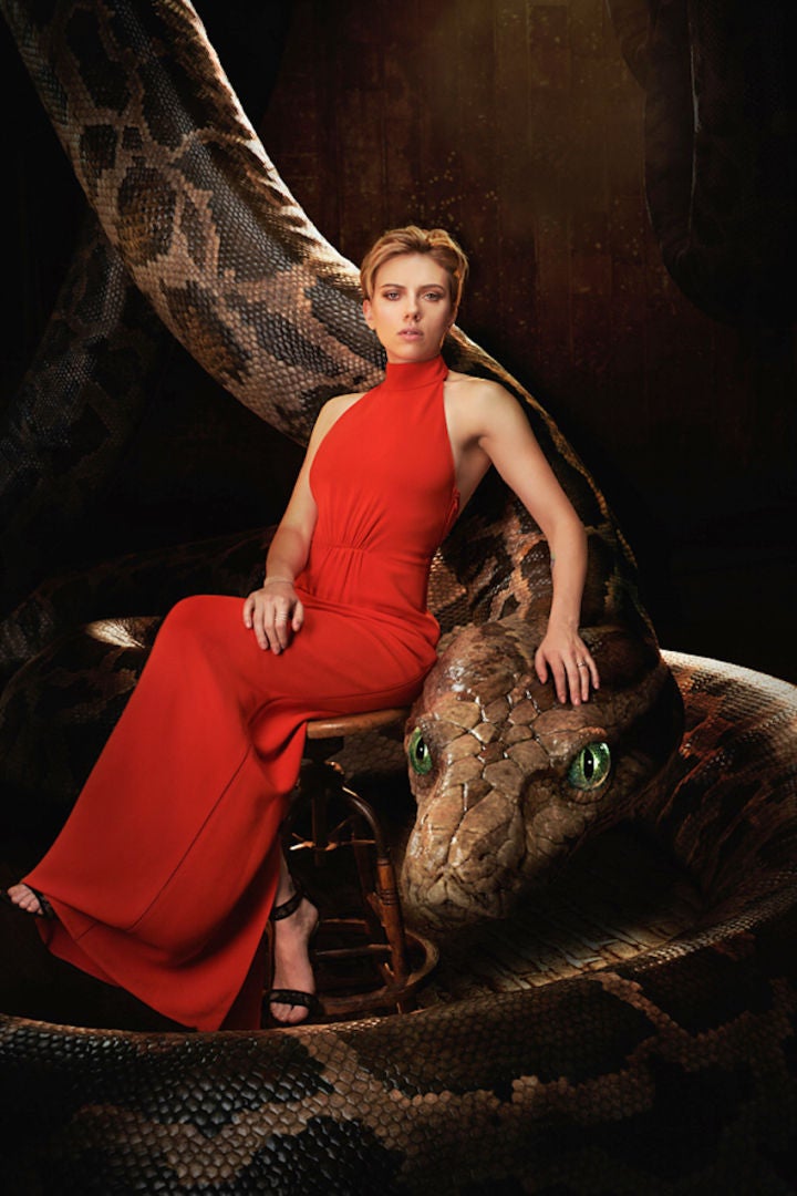 Scarlett Johansson est Kaa (© Disney / Sarah Dunn)
