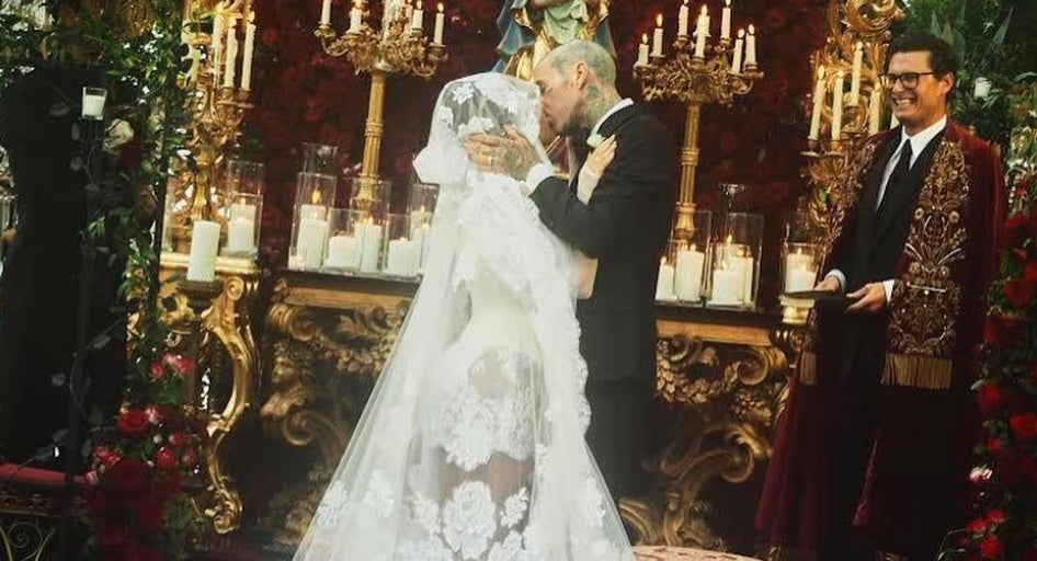 Le mariage de Kourtney Kardashian et Travis Barker remet le gothique et l’Italie au goût du jour
